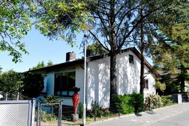 Hauptbild Freistehendes Einfamilienhaus mit Einliegerwohnung in Waldrandnähe von Darmstadt-Eberstadt
